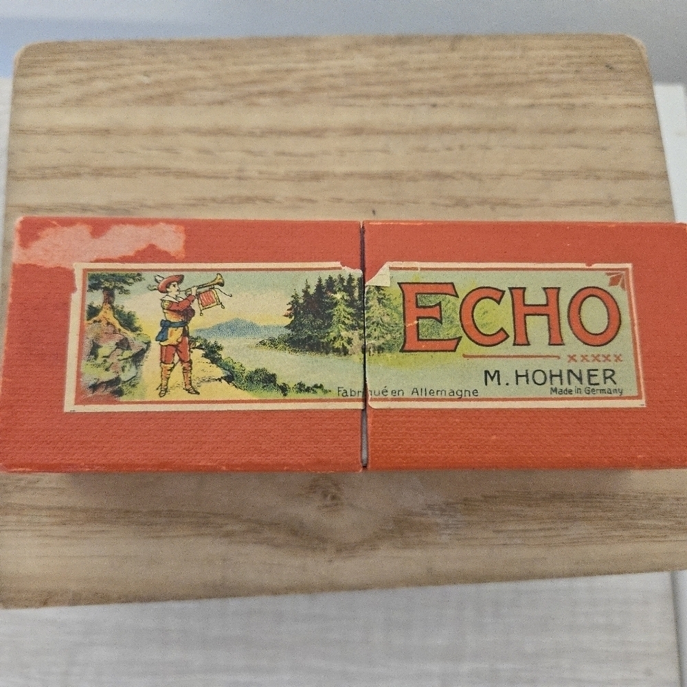Vintage M Hohner Echo Grand Prix Curved Harmonica With Box Germany - Picture 2 of 13